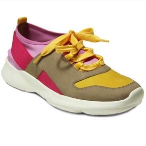 Like New Vaneli Sport Arcis sneakers